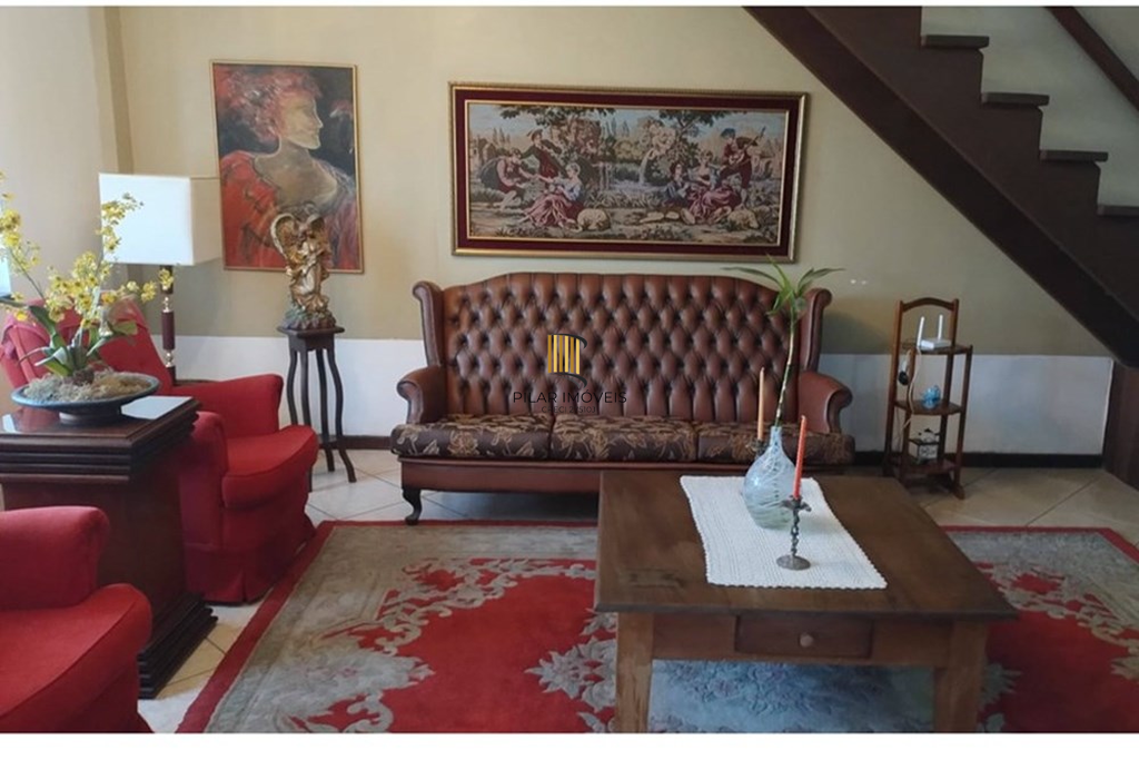 Casa 4 dormitórios no bairro Cristal