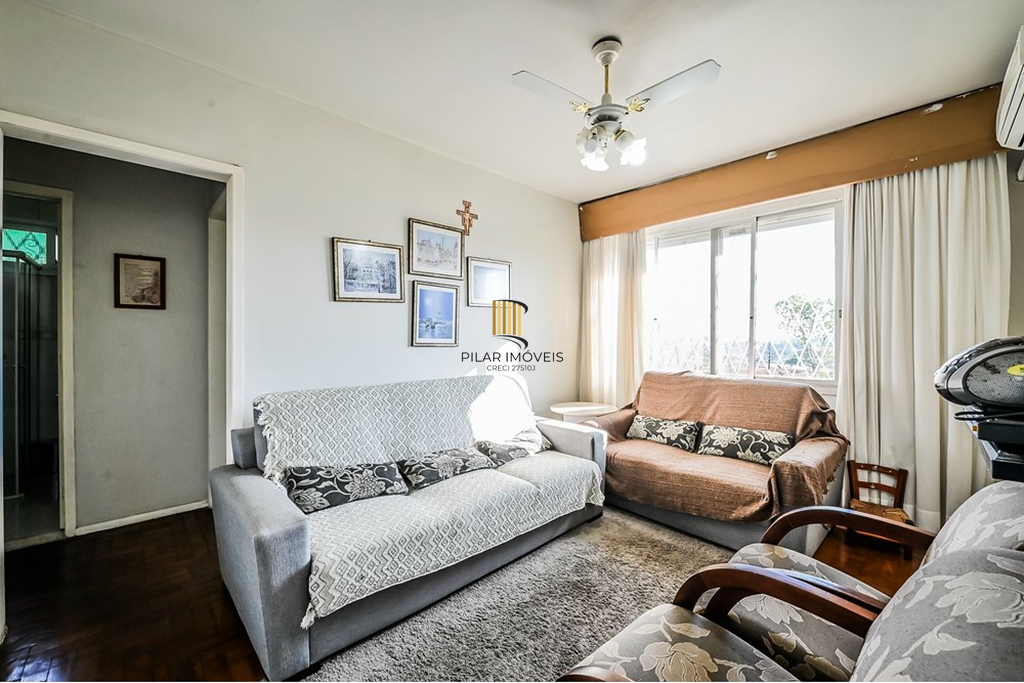 Casa de Condomínio 4 dormitórios no bairro Santa Tereza