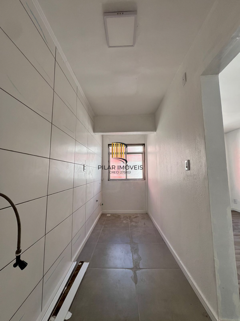 Apartamento 2 dormitórios no bairro Camaquã