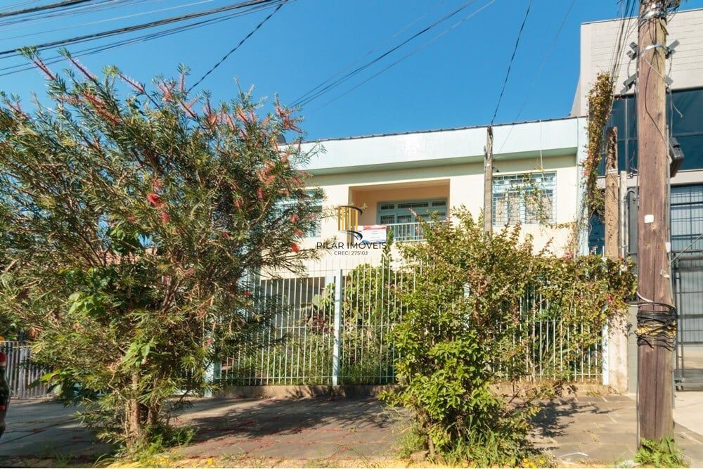 Casa 3 dormitórios no bairro Santa Maria Goretti