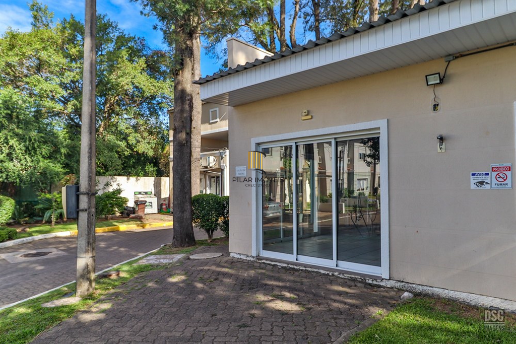 Casa de Condomínio 3 dormitórios no bairro Hípica