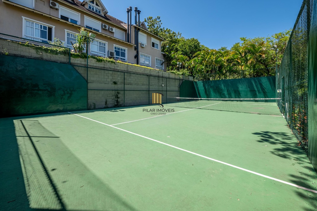 Casa de Condomínio 3 dormitórios no bairro Jardim Carvalho