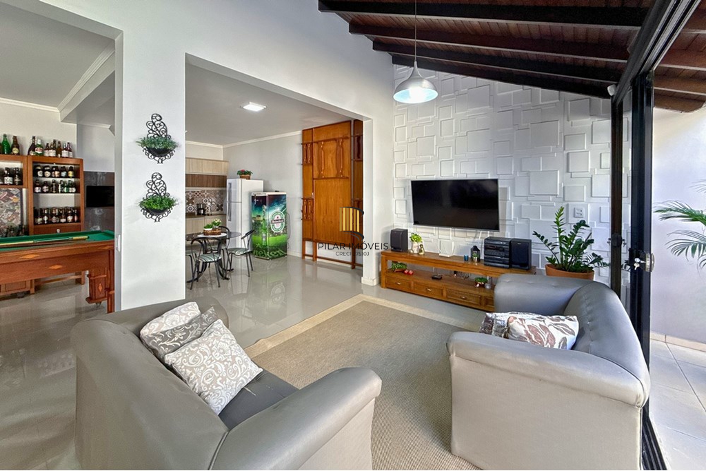 Casa 4 dormitórios no bairro São José