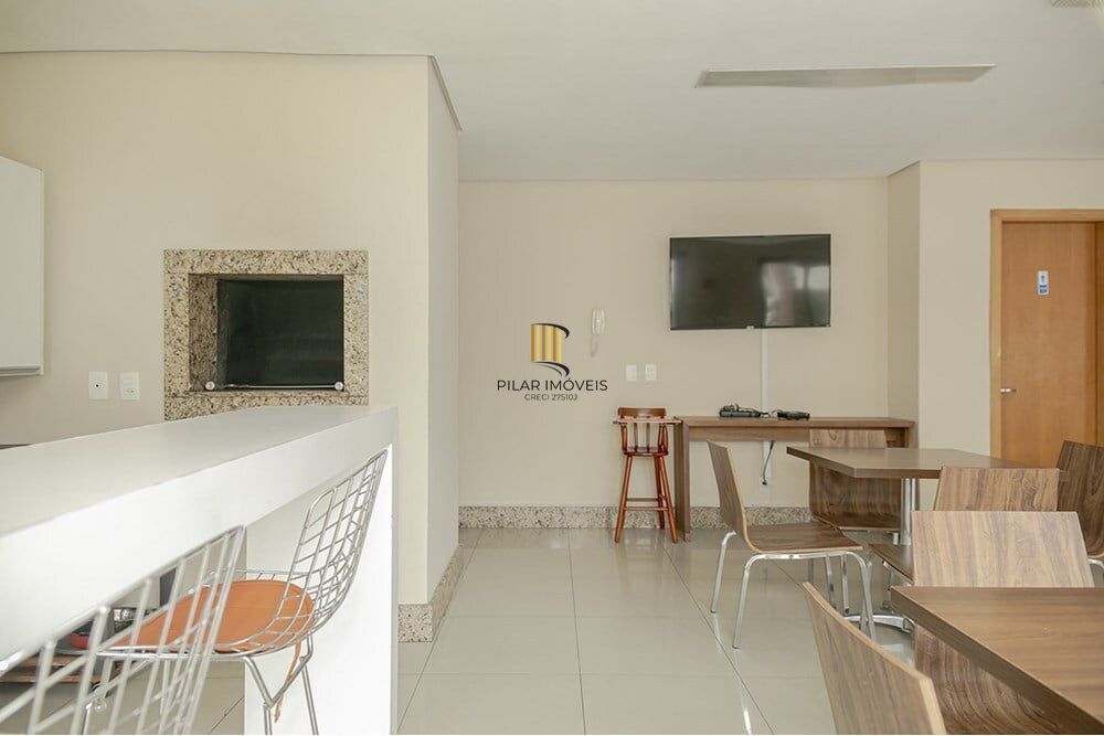 Apartamento 2 dormitórios no bairro Santa Maria Goretti
