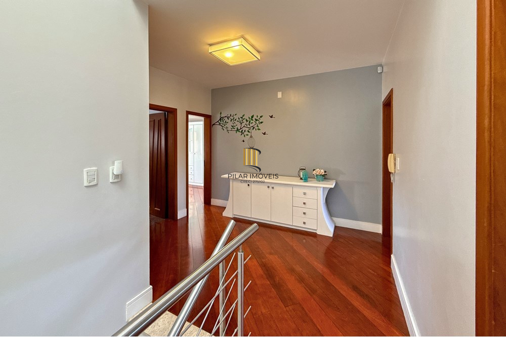 Casa 4 dormitórios no bairro São José