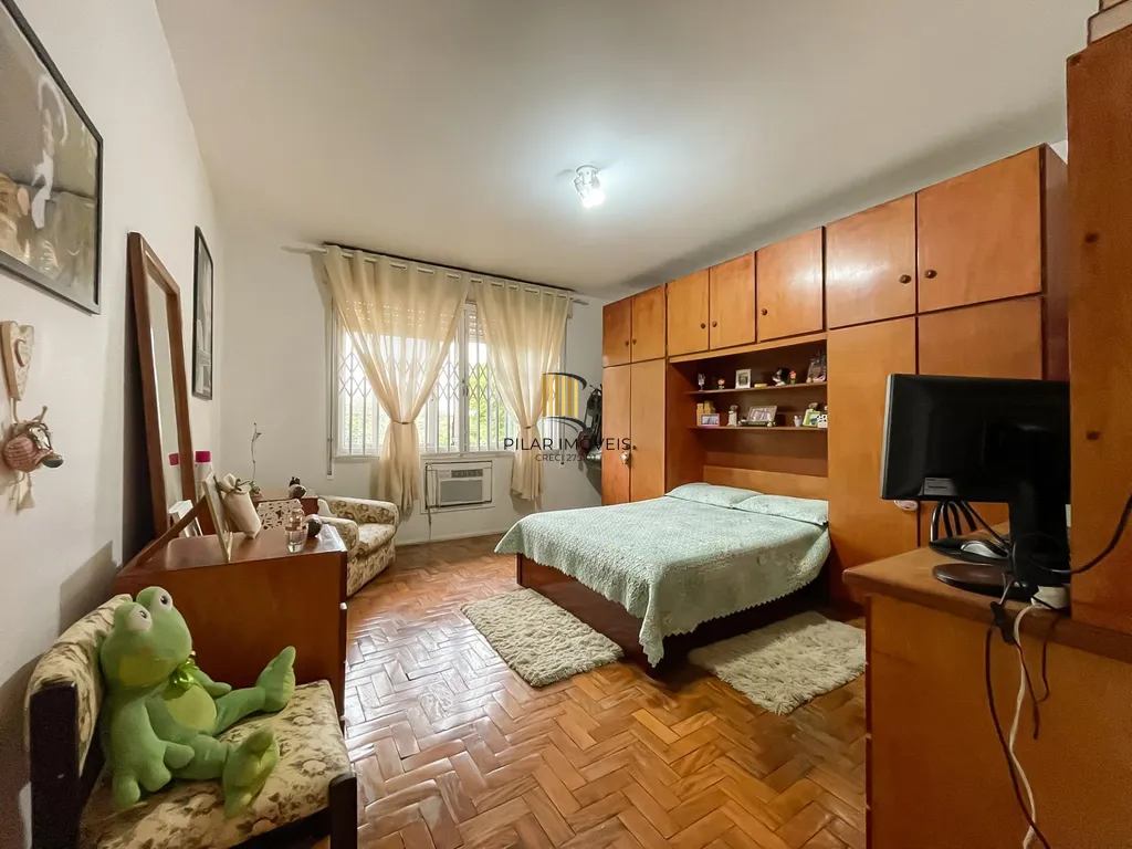 Casa 3 dormitórios no bairro Nonoai