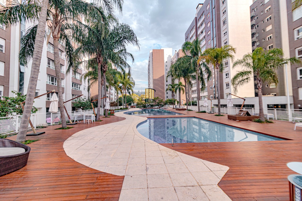 Apartamento 4 dormitórios no bairro Menino Deus