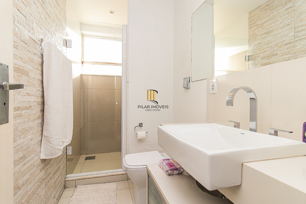 Apartamento 4 dormitórios no bairro Moinhos de Vento