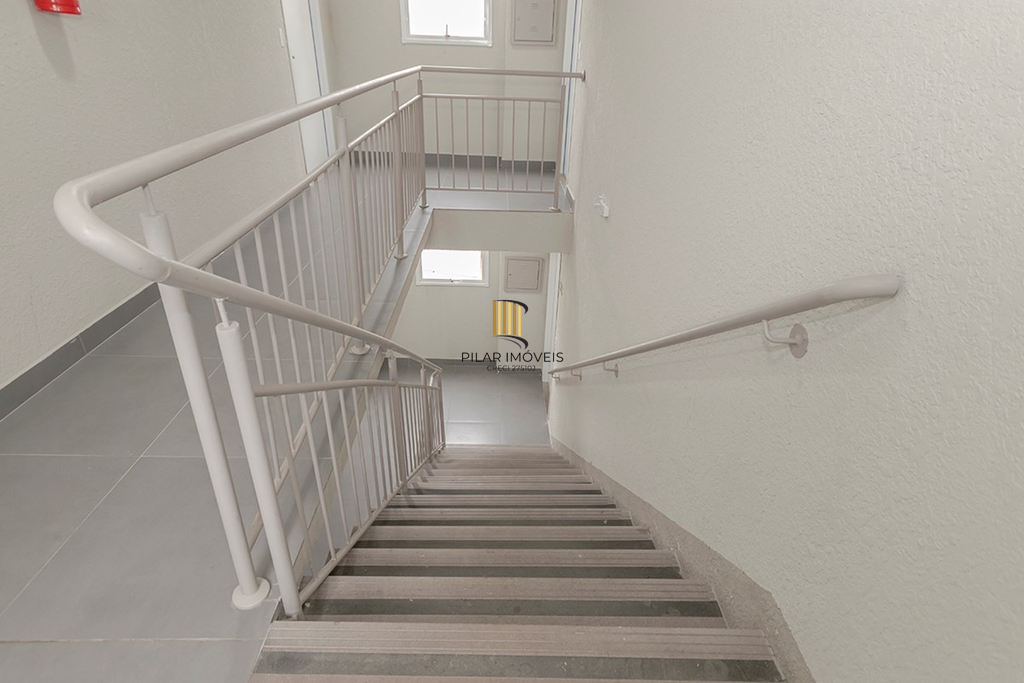 Apartamento 2 dormitórios no bairro Lomba do Pinheiro