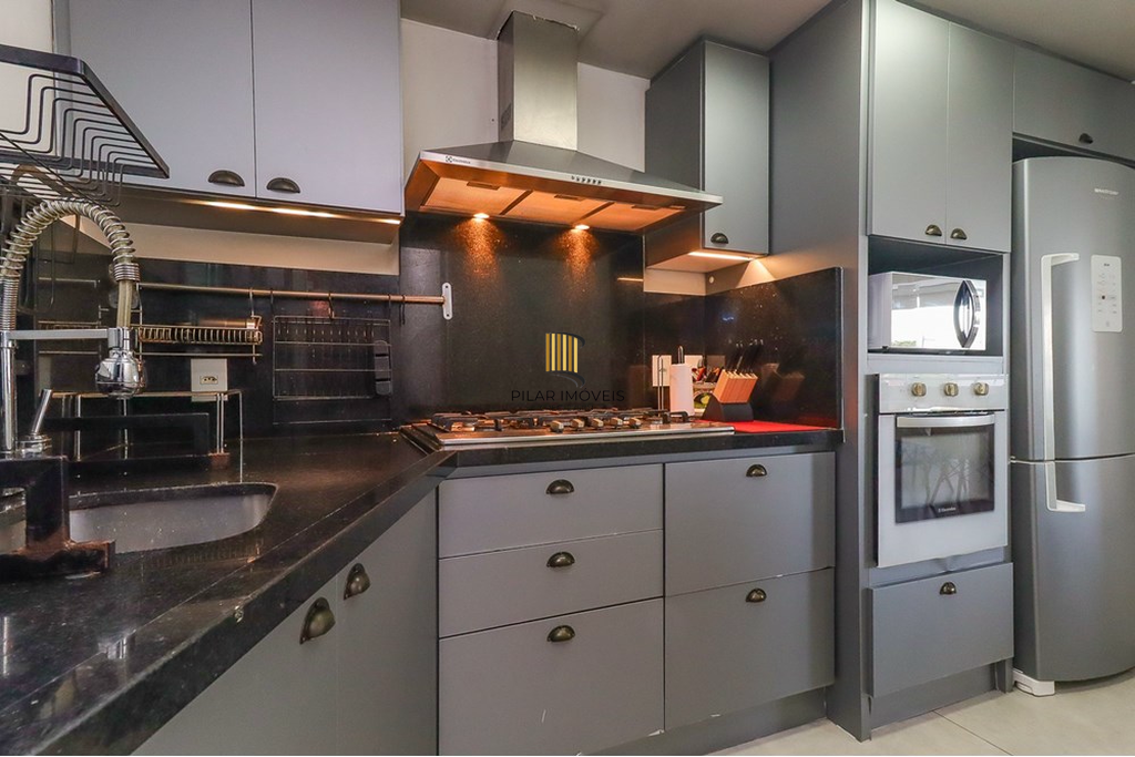 Apartamento 3 dormitórios no bairro Passo da Areia