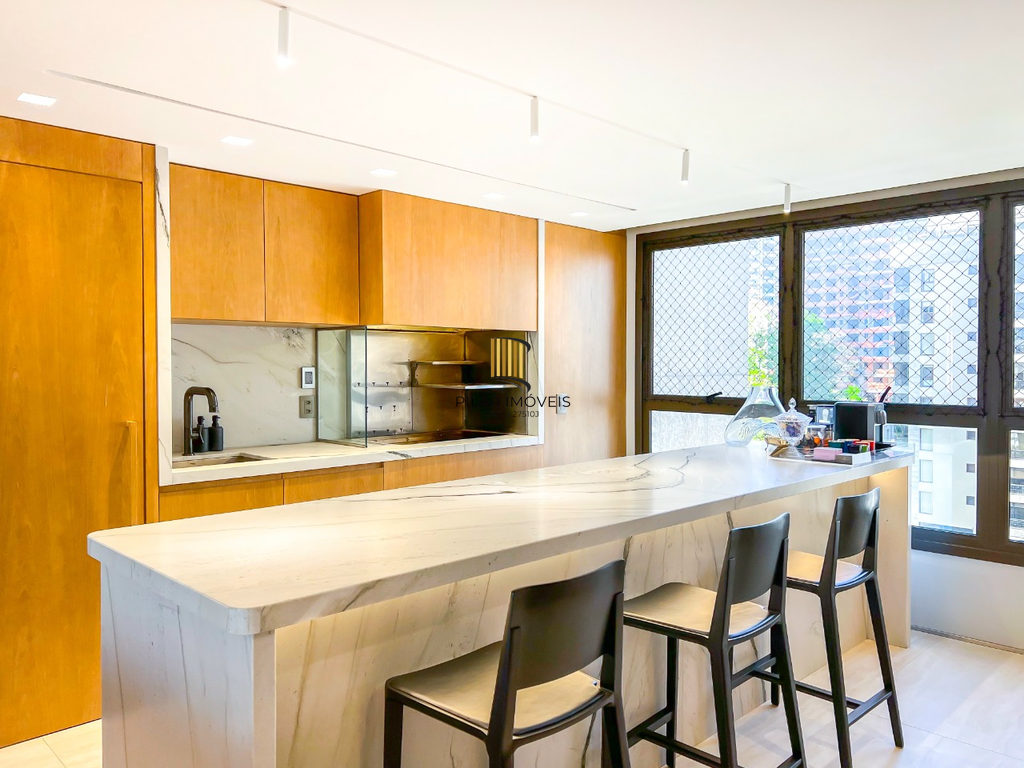 Apartamento 3 dormitórios no bairro Mont Serrat