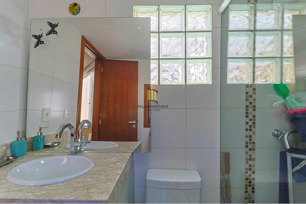 Cobertura 3 dormitórios no bairro Petrópolis