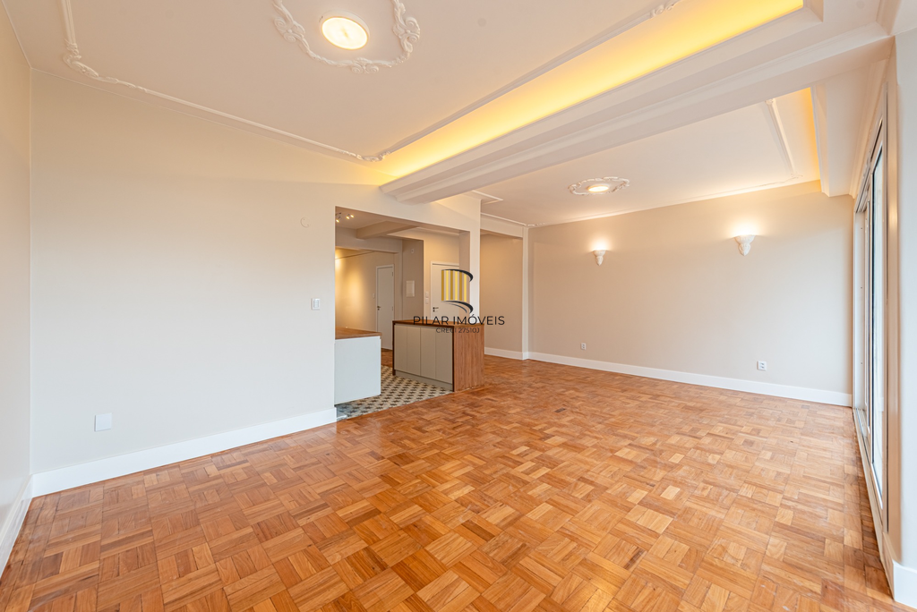 Apartamento 3 dormitórios no bairro Bom Fim