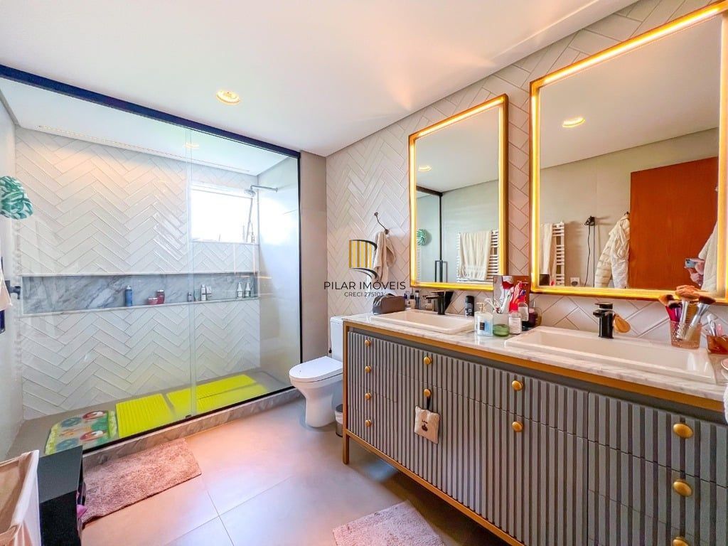 Apartamento 3 dormitórios no bairro Moinhos de Vento