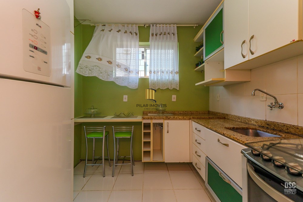 Apartamento 1 dormitório no bairro Jardim Itu Sabará