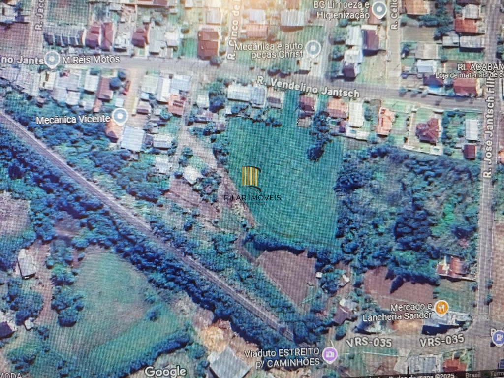 Terreno Comercial no bairro Nenhum