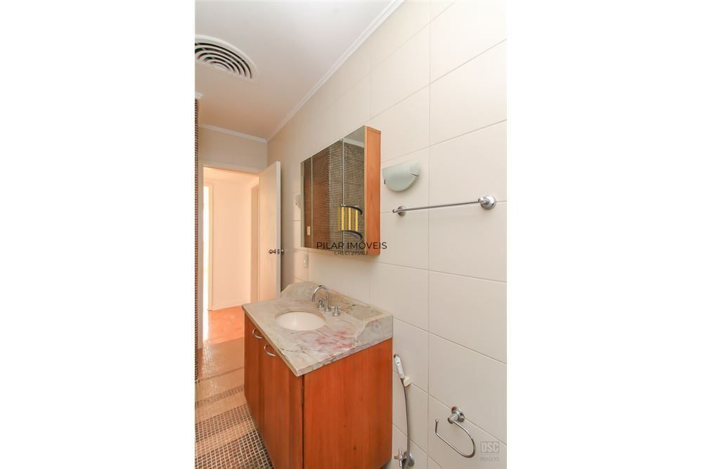 Apartamento 4 dormitórios no bairro Centro Histórico