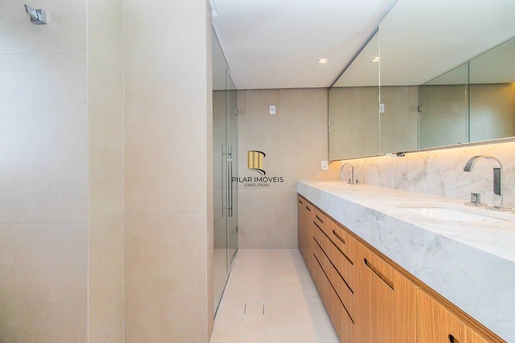 Apartamento 3 dormitórios no bairro Moinhos de Vento