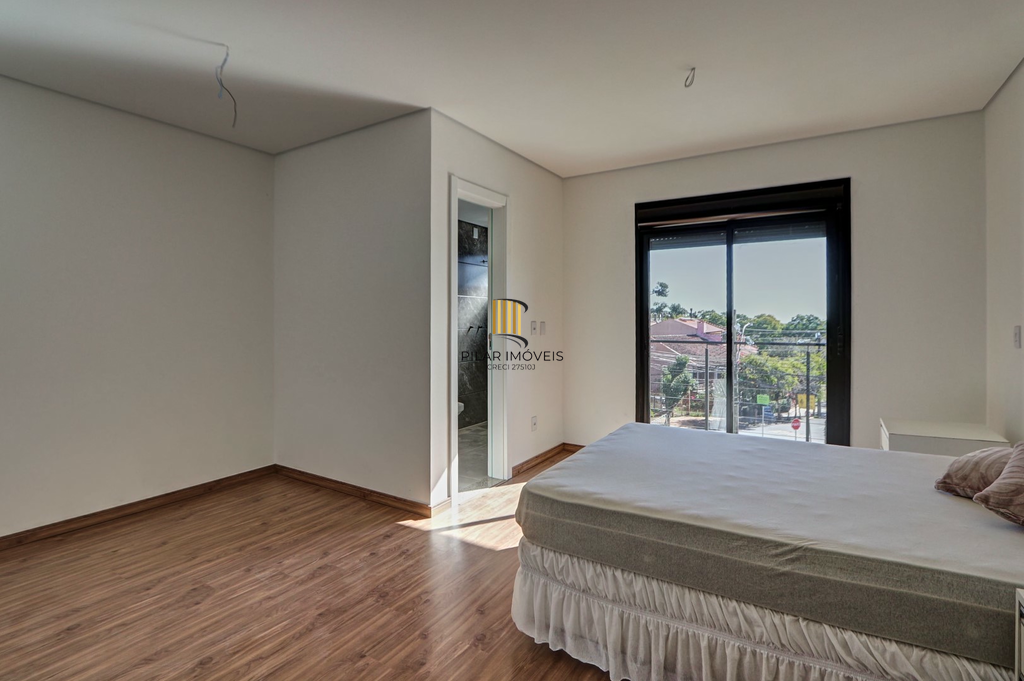 Casa 3 dormitórios no bairro Chácara das Pedras