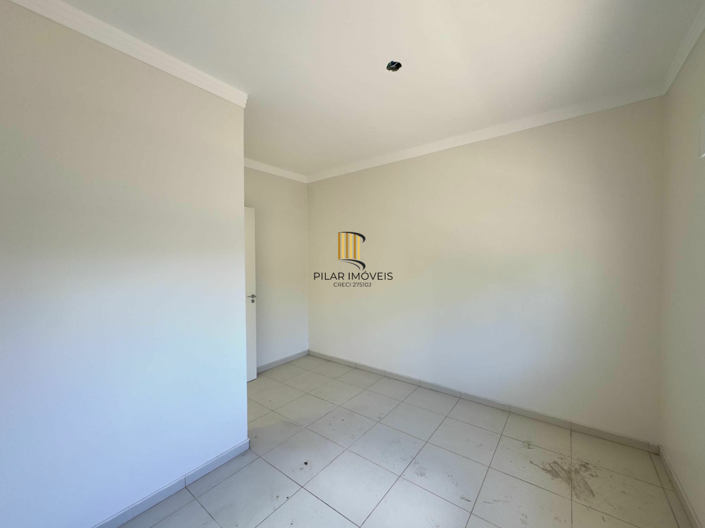 Casa de Condomínio 2 dormitórios no bairro Olaria