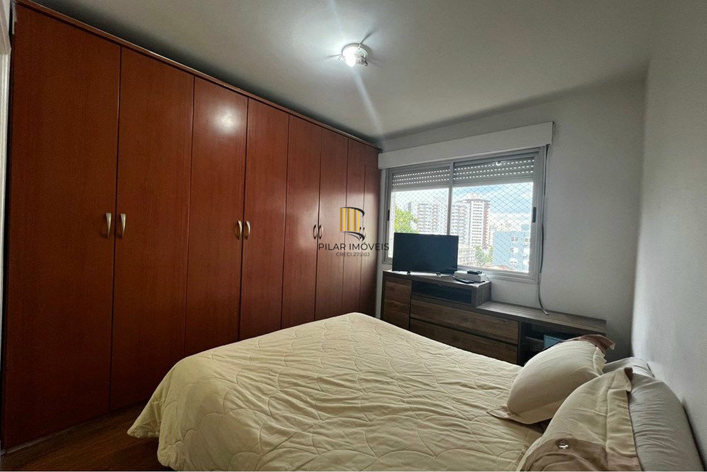 Apartamento 3 dormitórios no bairro Azenha