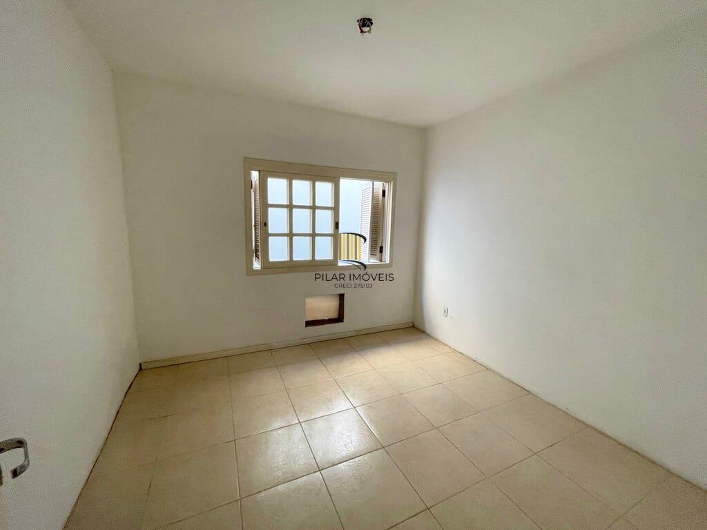 Casa de Condomínio 3 dormitórios no bairro Vila Jardim