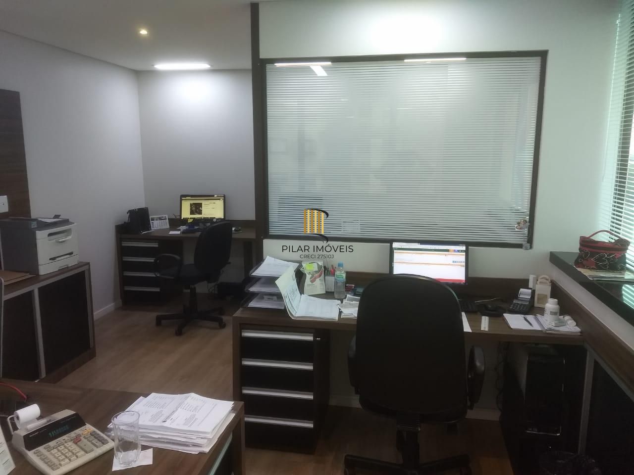 Sala de alto padrão, 52 m², vaga de garagem, Bairro Passo da Areia, mobiliada