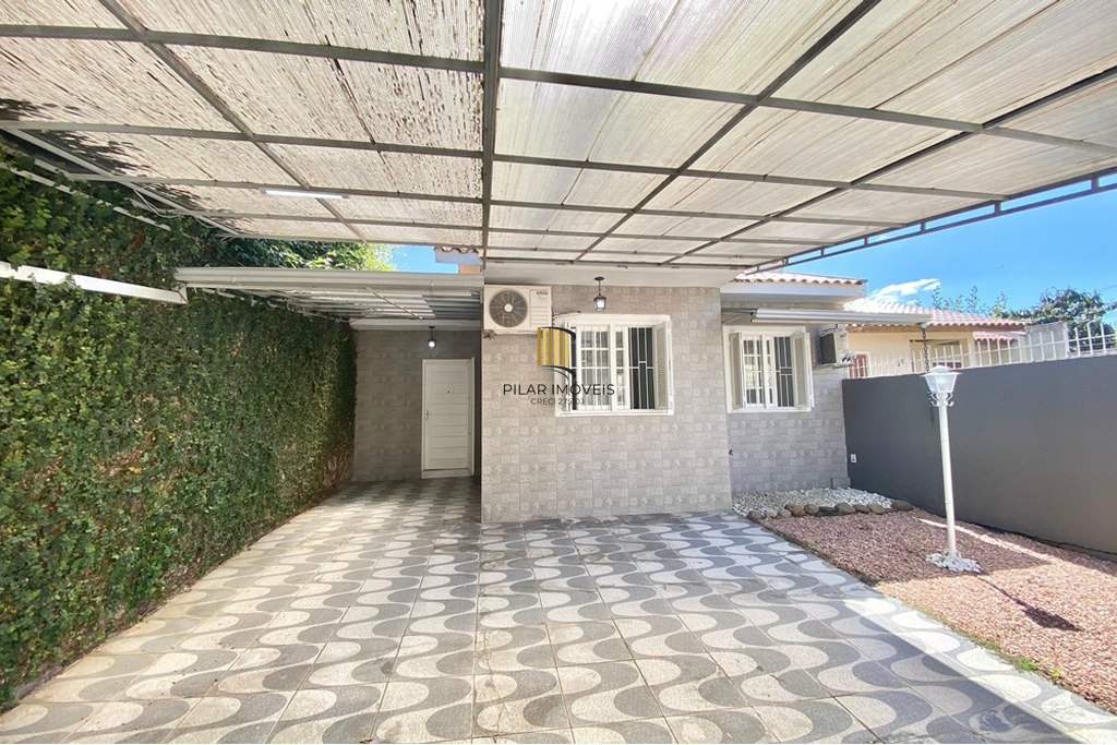 Casa 2 dormitórios no bairro São José