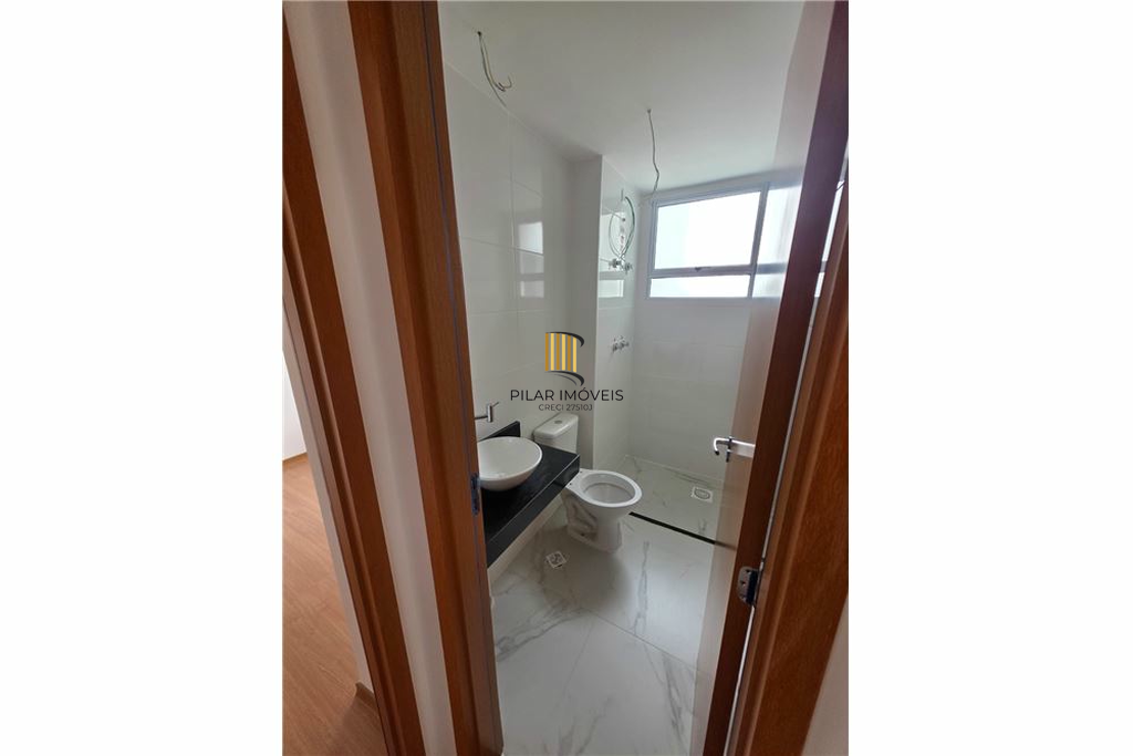 Apartamento 2 dormitórios no bairro Camaquã