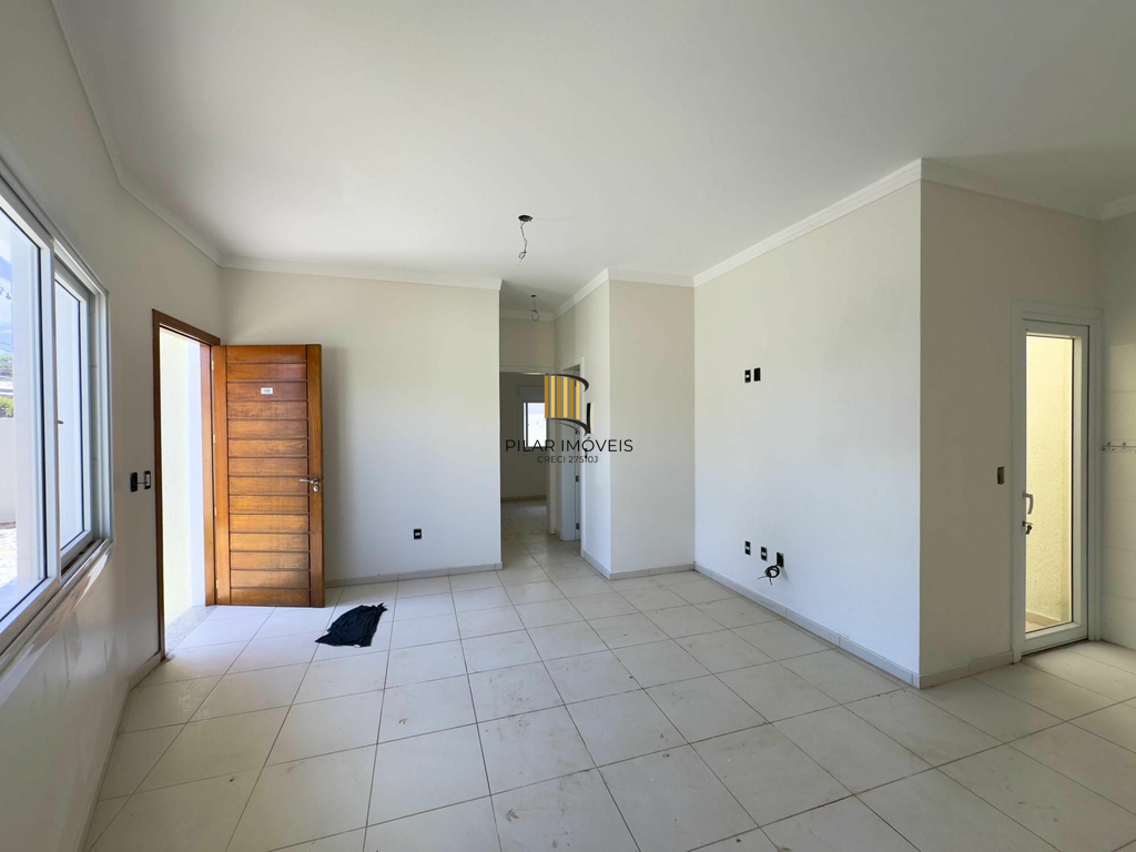 Casa de Condomínio 2 dormitórios no bairro Olaria