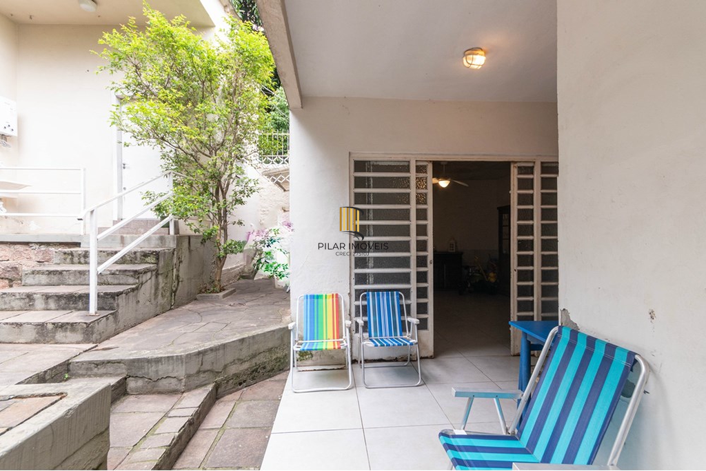 Casa 3 dormitórios no bairro Chácara das Pedras