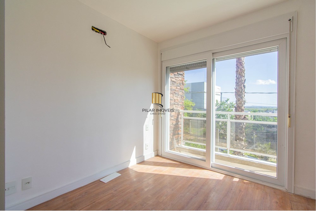 Casa de Condomínio 3 dormitórios no bairro Lomba do Pinheiro