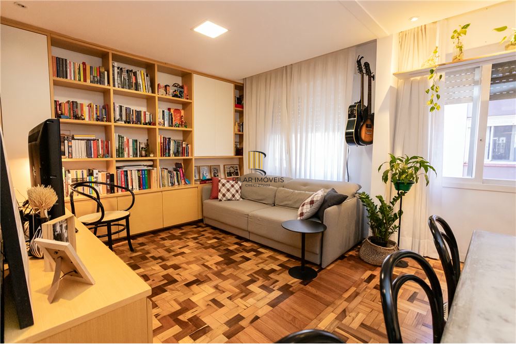 Apartamento 2 dormitórios no bairro Humaitá