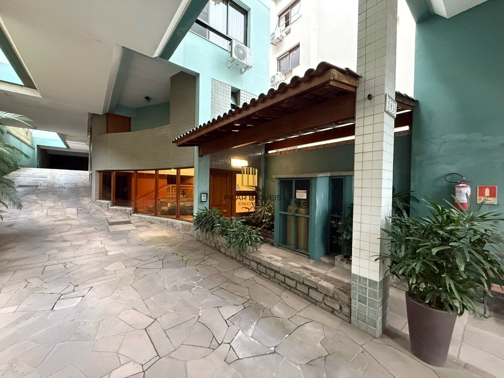 Cobertura 3 dormitórios no bairro Petrópolis