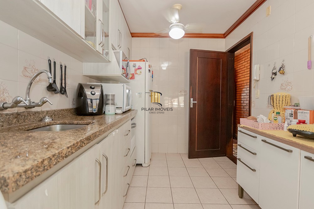 Casa 3 dormitórios no bairro Jardim Itu Sabará