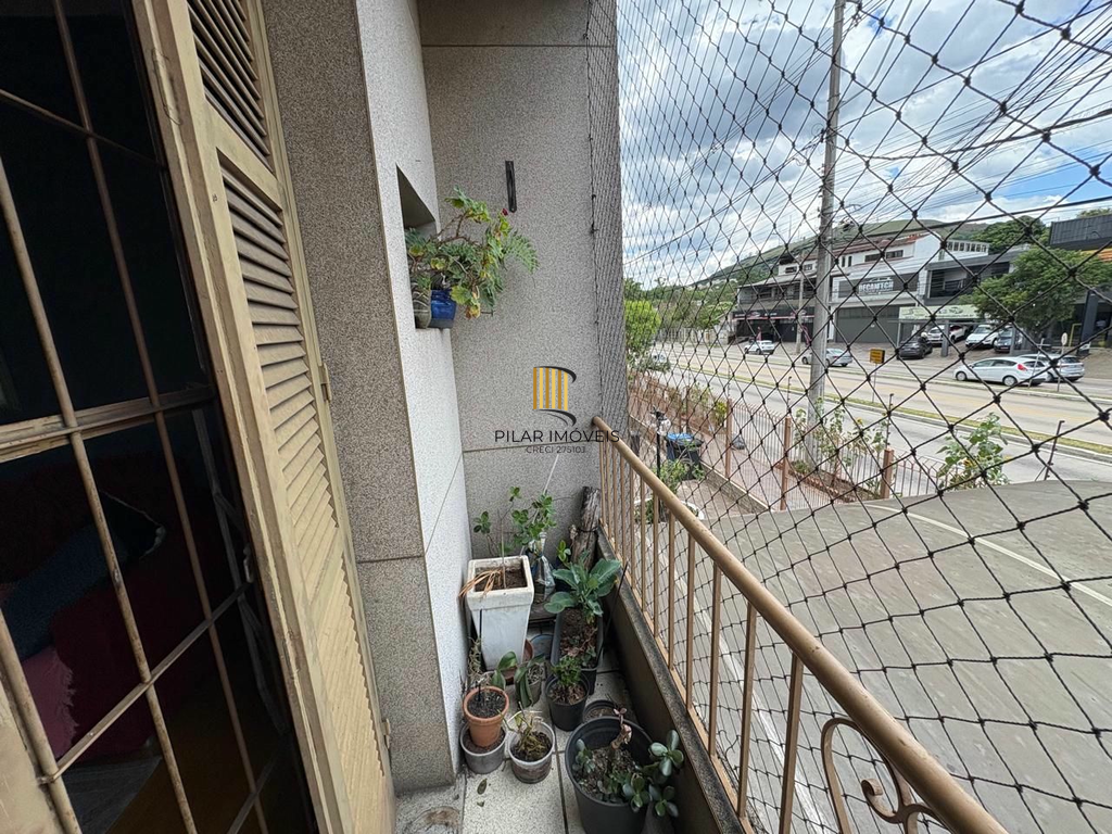 Apartamento 3 dormitórios no bairro Glória