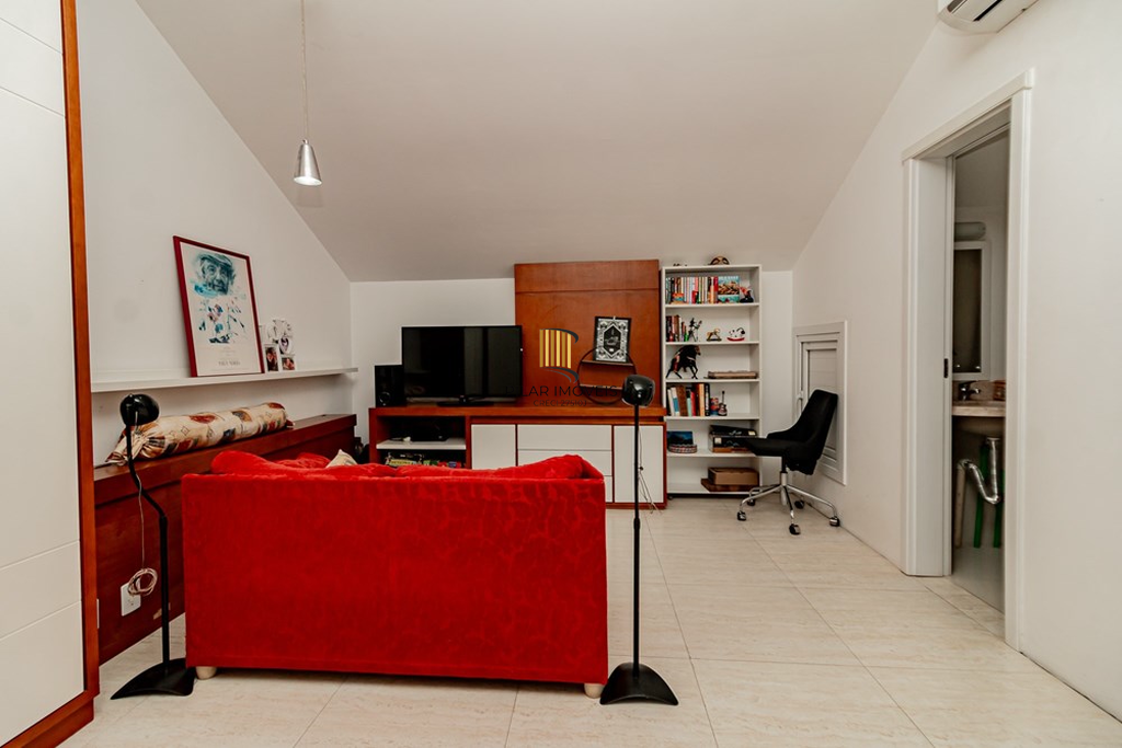 Casa 3 dormitórios no bairro Jardim Carvalho