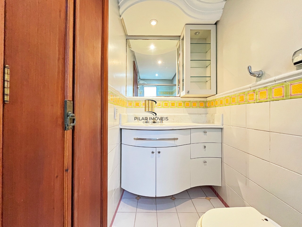 Apartamento 2 dormitórios no bairro Bom Fim