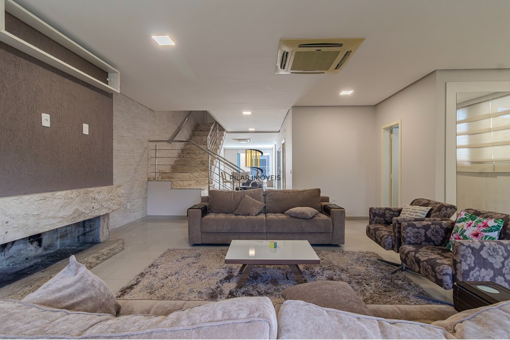 Casa 4 dormitórios no bairro Chácara das Pedras