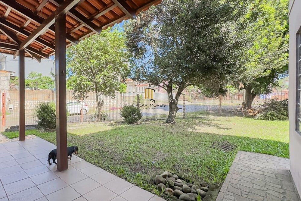 Casa 5 dormitórios no bairro Rubem Berta