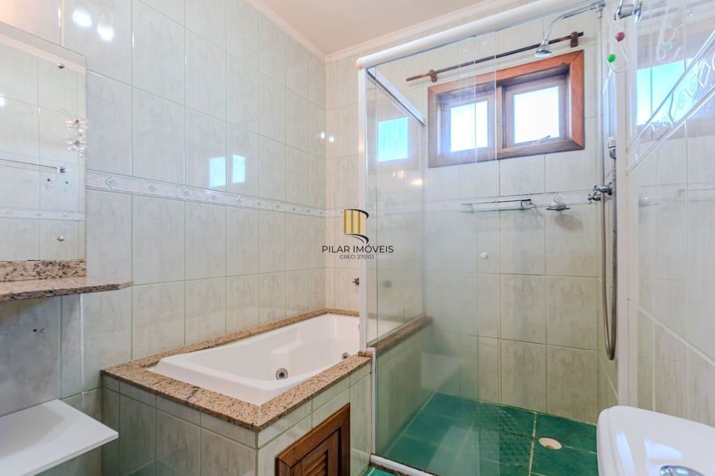 Casa de Condomínio 4 dormitórios no bairro Ipanema