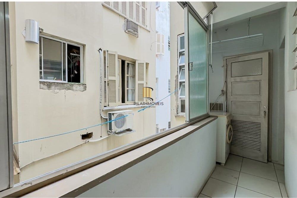 Apartamento 2 dormitórios no bairro Floresta