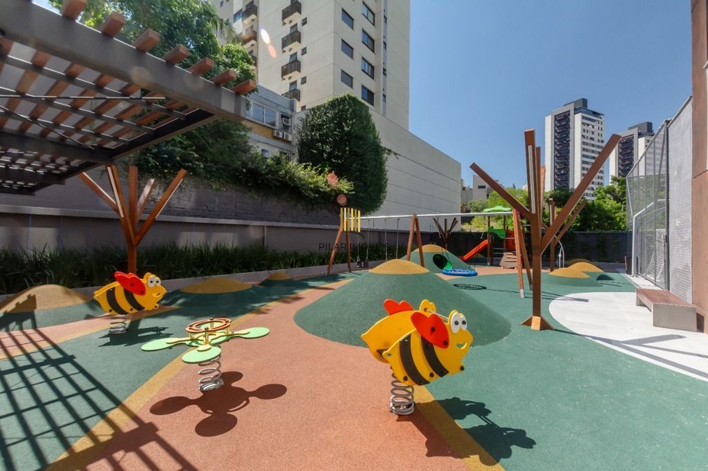 Apartamento 3 dormitórios no bairro Petrópolis