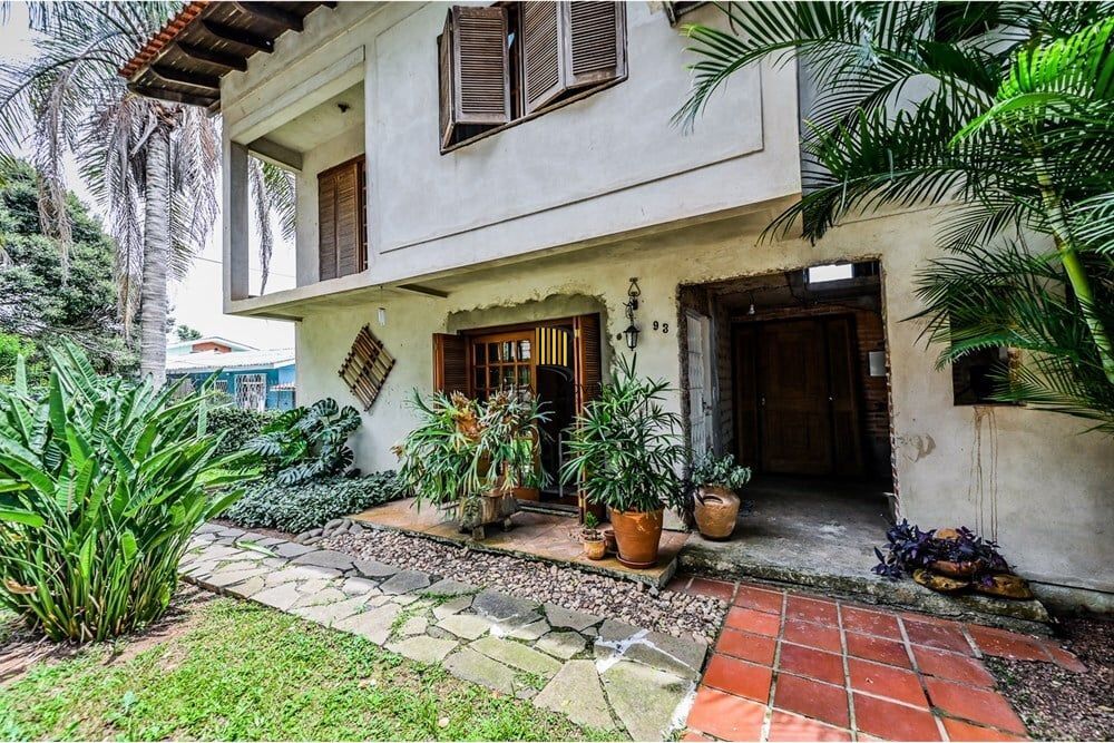 Casa de Condomínio 4 dormitórios no bairro Santa Tereza