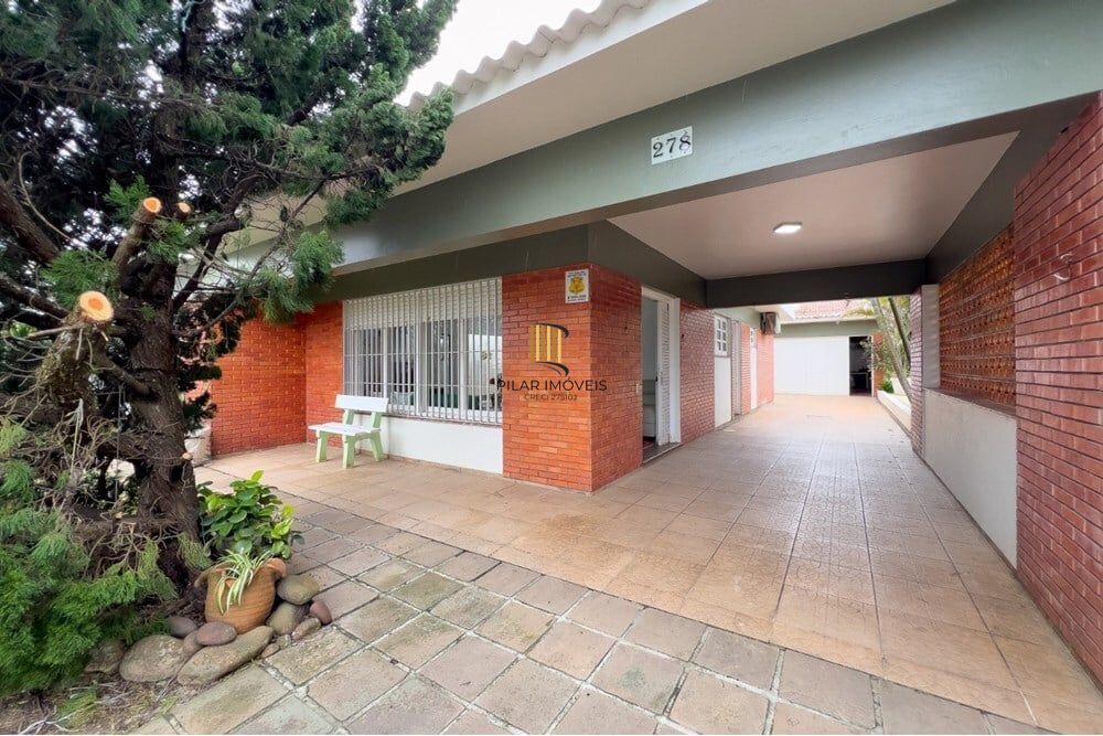 Casa 3 dormitórios no bairro Remanso