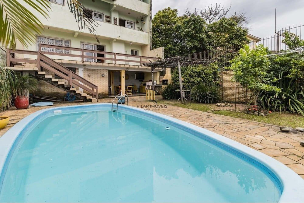 Casa 3 dormitórios no bairro Santo Antônio