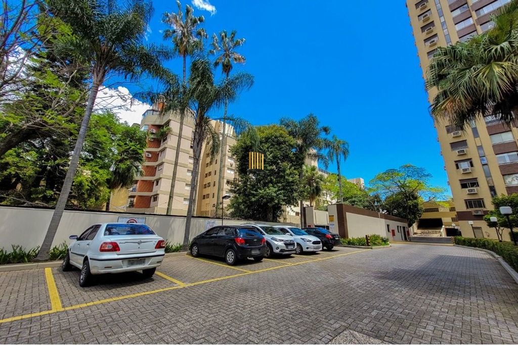 Apartamento 3 dormitórios no bairro Menino Deus