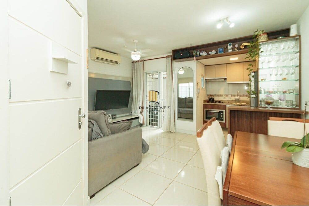 Casa 2 dormitórios no bairro Jardim Carvalho