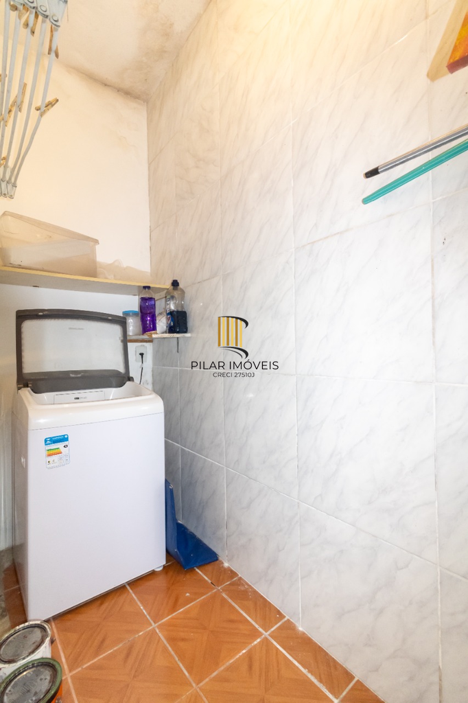 Casa 5 dormitórios no bairro Petrópolis