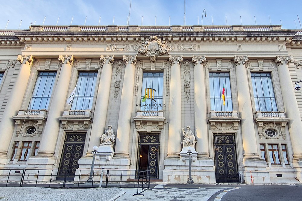 Apartamento 3 dormitórios no bairro Centro Histórico